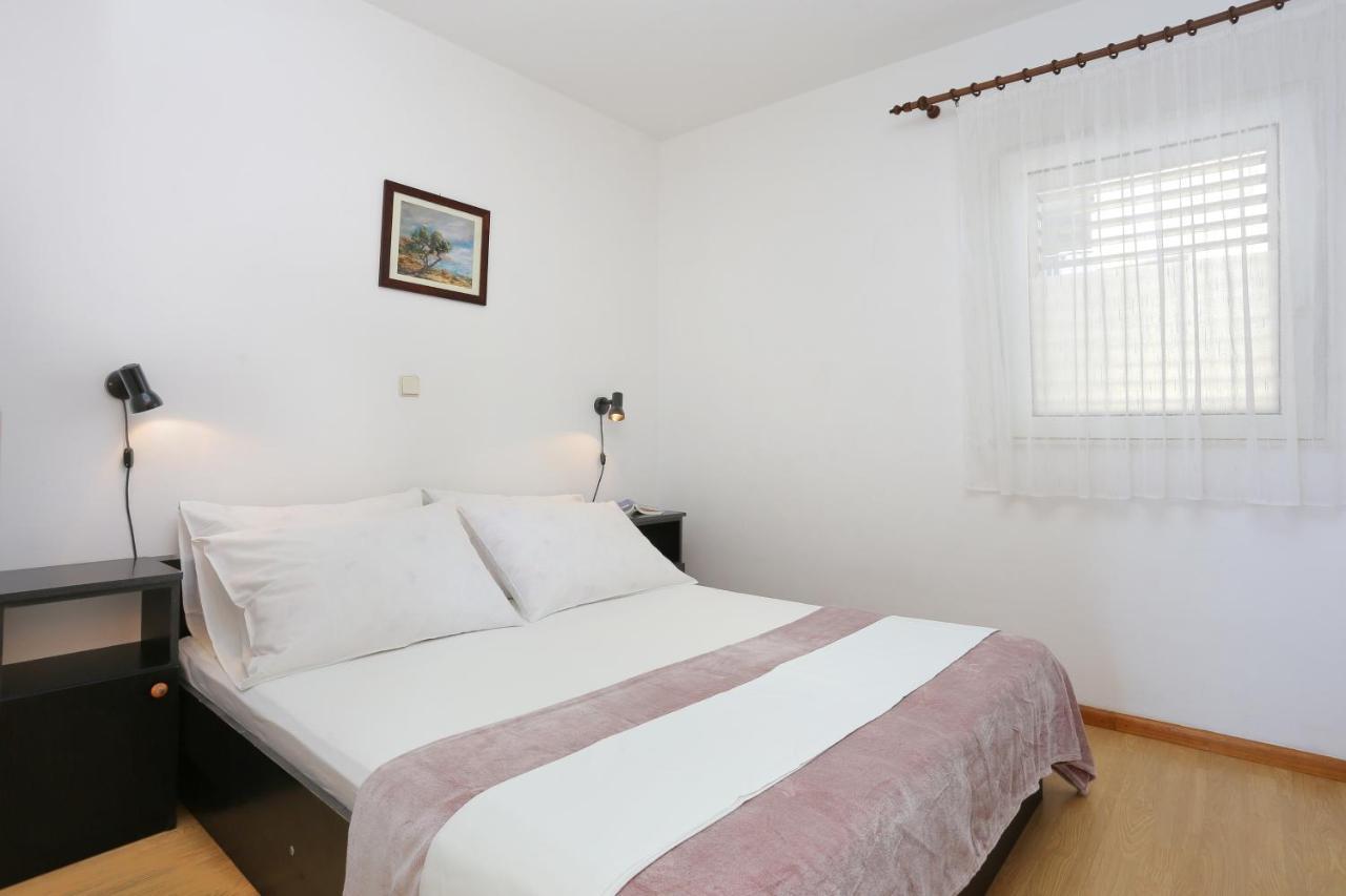 Apartments By The Sea Rastici, Ciovo - 11723 Trogir Dış mekan fotoğraf