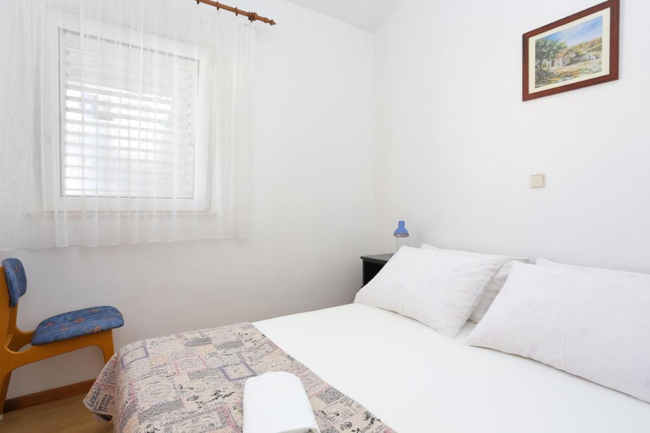 Apartments By The Sea Rastici, Ciovo - 11723 Trogir Dış mekan fotoğraf