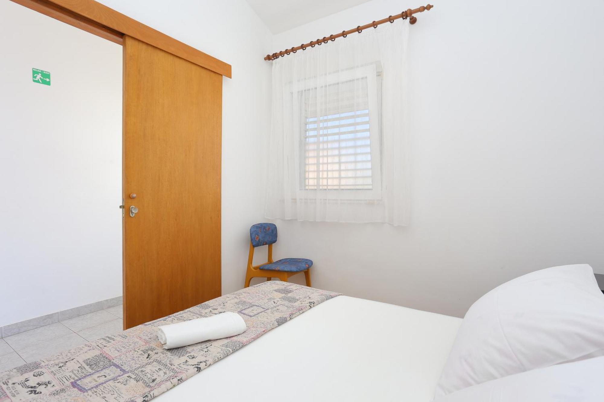 Apartments By The Sea Rastici, Ciovo - 11723 Trogir Oda fotoğraf